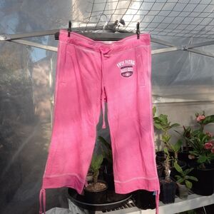 Feathers Pink Capris
